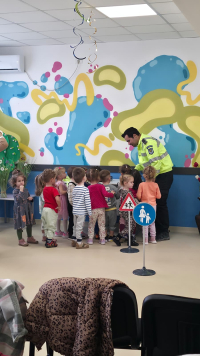lectie-interactiva-de-educatie-rutiera-sustinuta-de-politia-locala-sector-3-poza-4