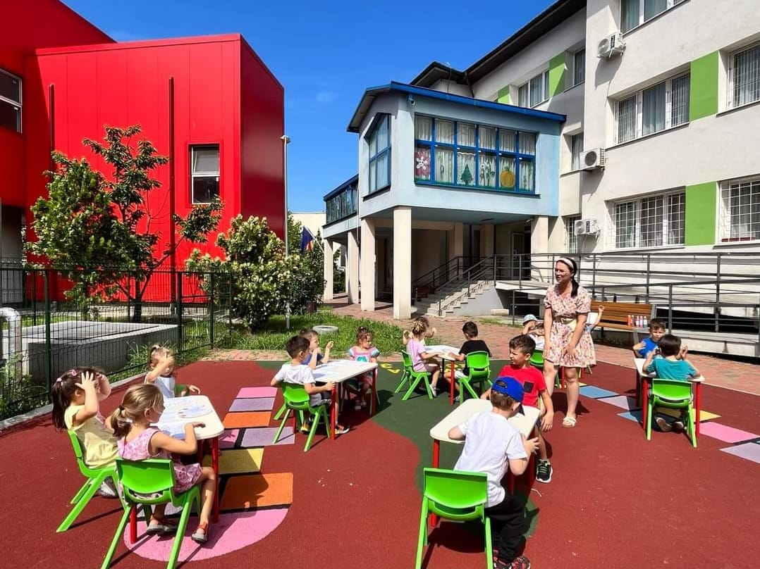 Primăria Sectorului 3 deschide înscrierile pentru programele „Grădinița de Vară” și „Școala de Vară” 2026