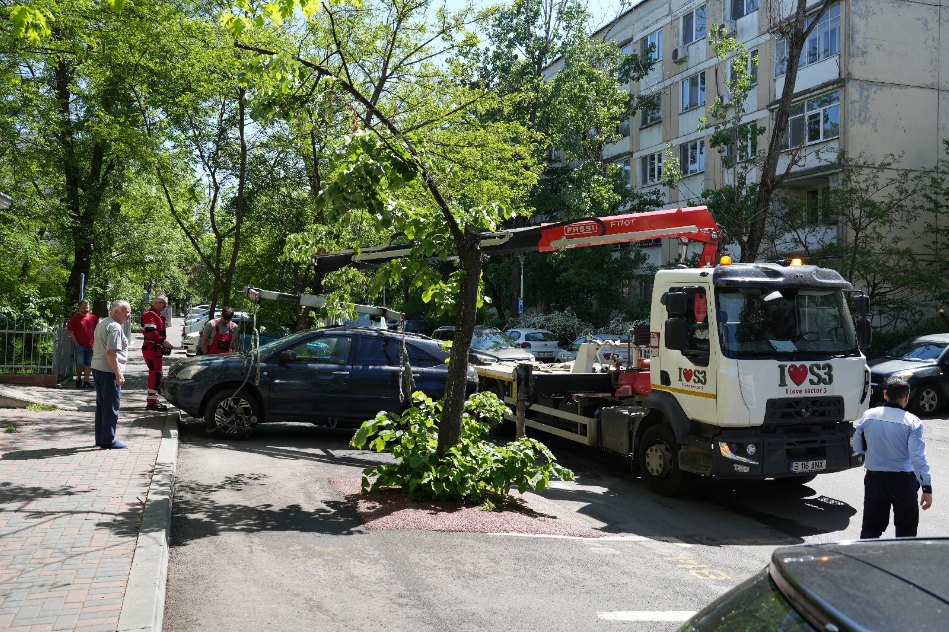 În atenția conducătorilor auto! Parcarea neregulamentară, sancționată în Sectorul 3