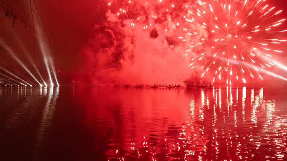 Mii de bucureșteni au sărbătorit Revelionul 2022  organizat de Primăria Sectorului 3 în parcul Titan